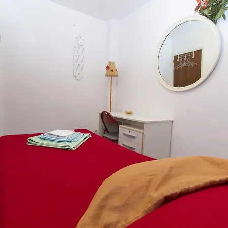 Apartment P4. Sant Pere, 7 Pax, Calella